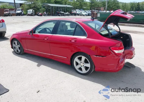 2010 Mercedes-Benz C 300 Luxury 4Matic/Sport 4Matic from USA, damaged, VIN WDDGF8BB1AF409008